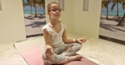 Joga v soľnej kabínke AKTÍVNA HALOTERAPIA A ČERVENÉ SVETLO terapia v soľnej kabínke - Kabínka Vitality